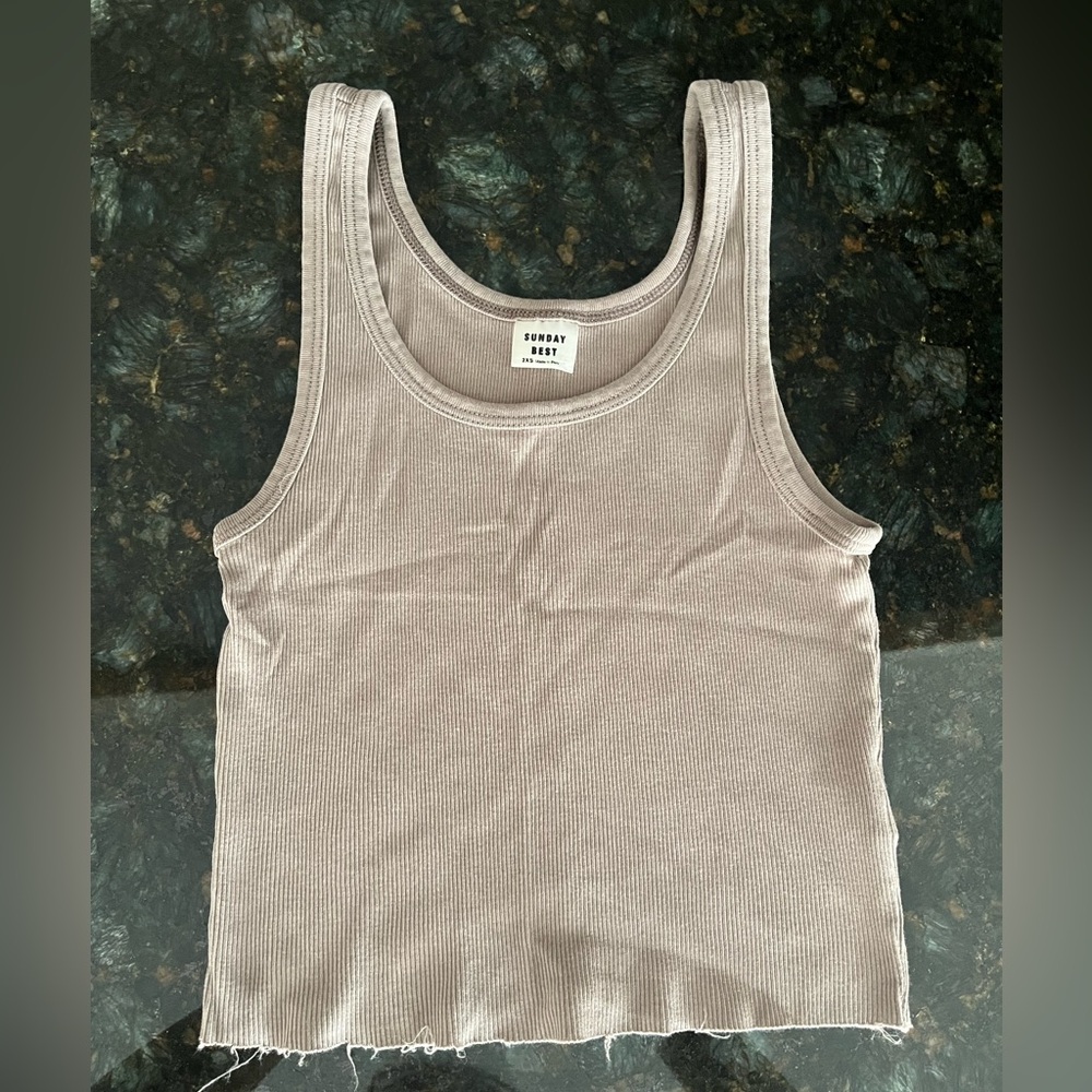 NEW Aritzia Sunday Best Ribbed Tank Top 2XS